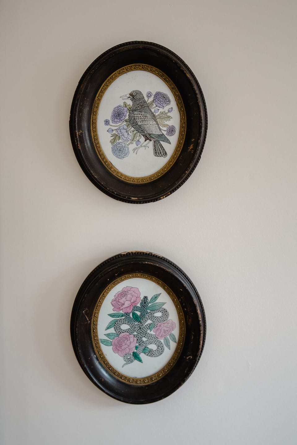 Riverhouse Apt Livingroom Artwork