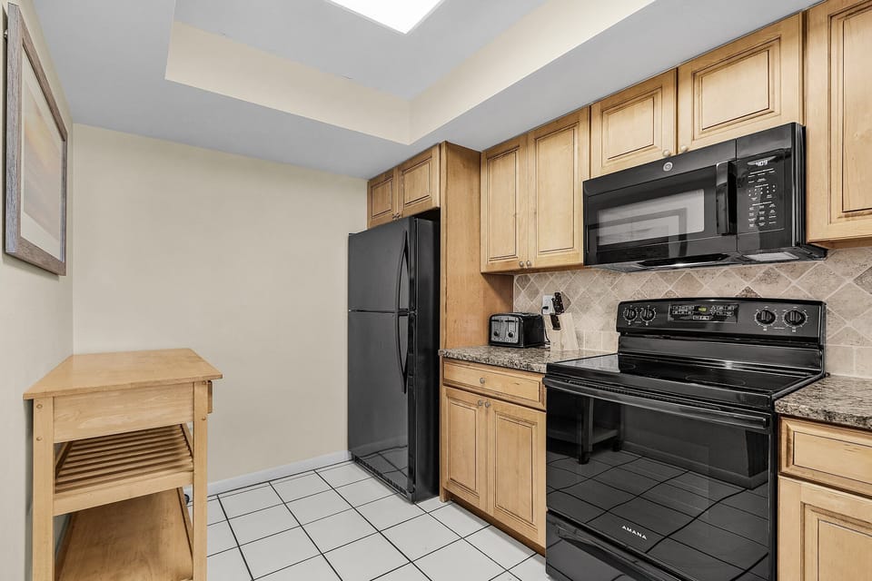 Full Size Kitchen Appliances
