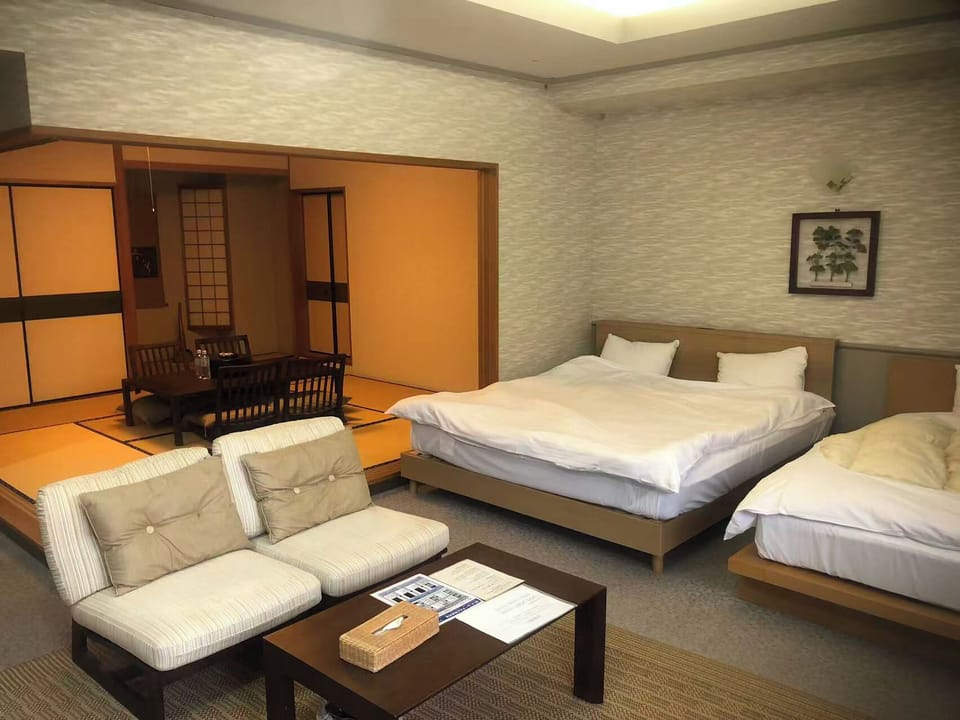 Japanese-Western Style, Special Room, Non Smoking | Down comforters