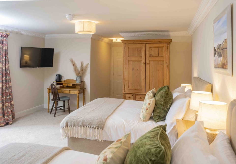 Family Double or Twin Room | Hypo-allergenic bedding, iron/ironing board, free WiFi