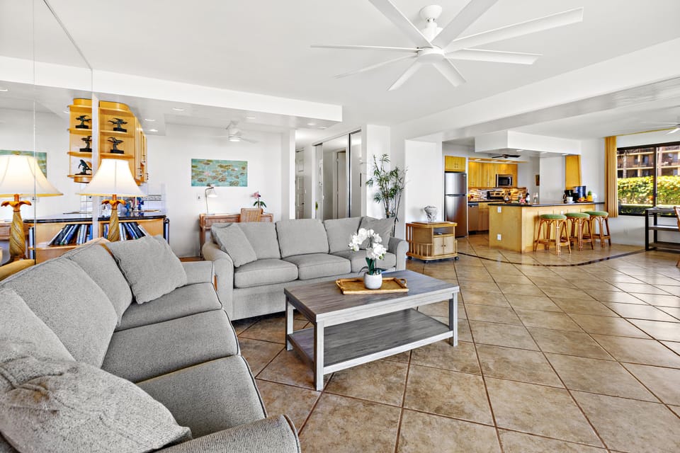 Contemporary decor