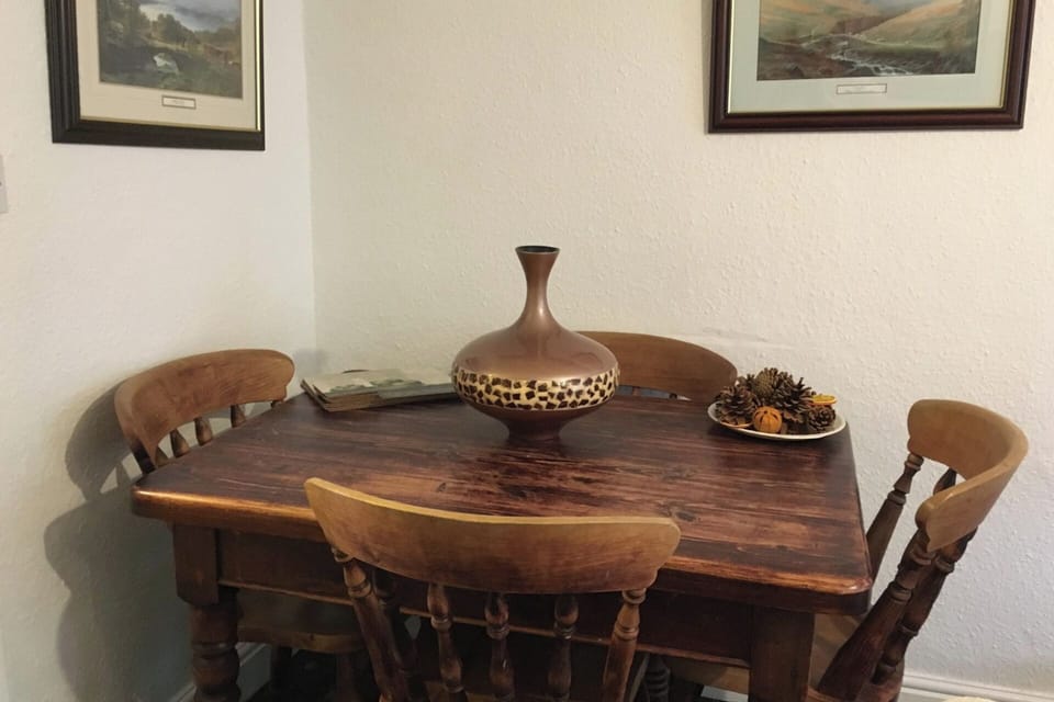 Dining area for four