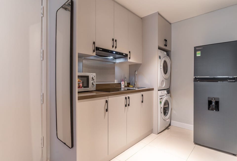 Luxury Apartment | Private kitchen | Fridge, stovetop, electric kettle, rice cooker