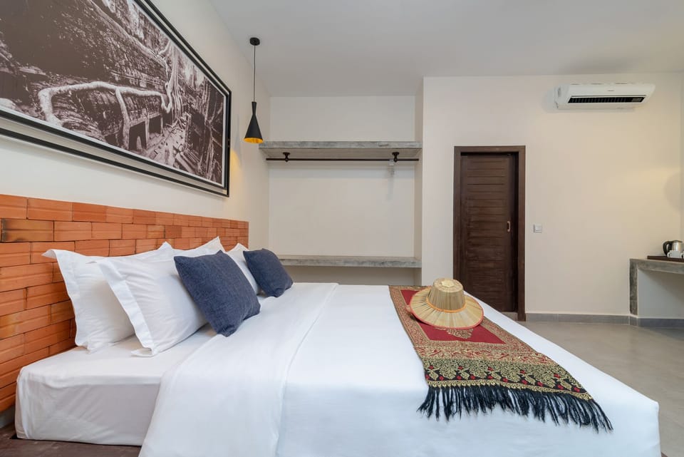 King size bed
