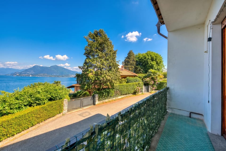 Family House, 2 Bedrooms, Microwave, Mountainside (La Finestra Sul Lago) | Lake view