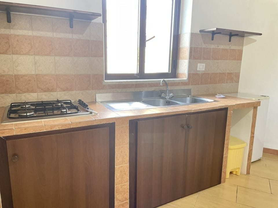 Standard Apartment, Private Bathroom, Garden View (Appartamento Quadruplo) | Private kitchen