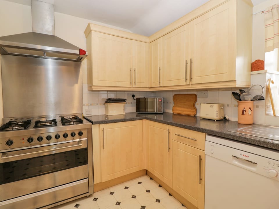 Fridge, dishwasher, electric kettle, toaster