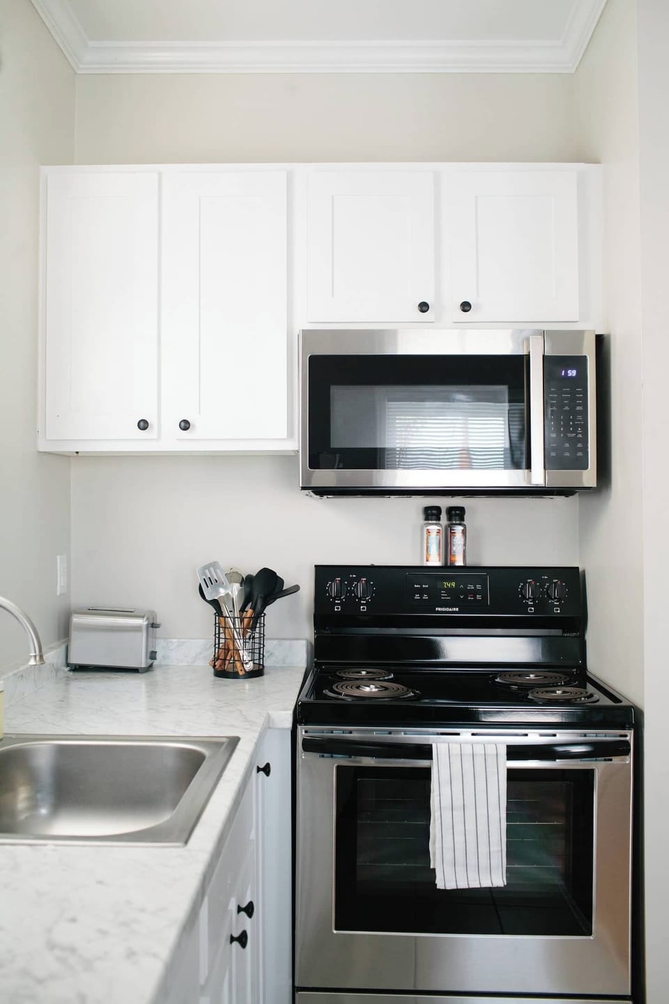 Enjoy cooking again in our updated kitchen