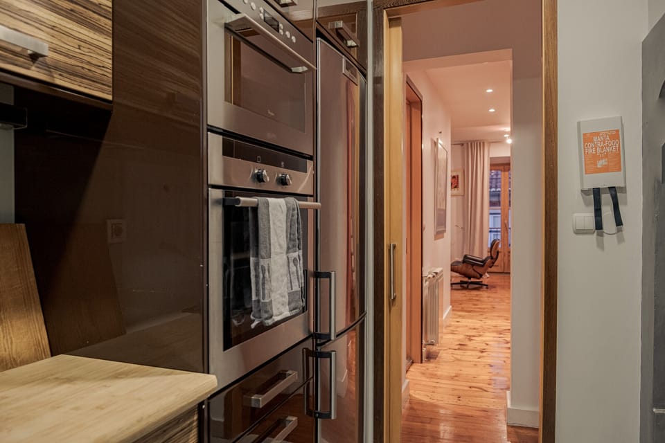 Kitchen and entrance hall