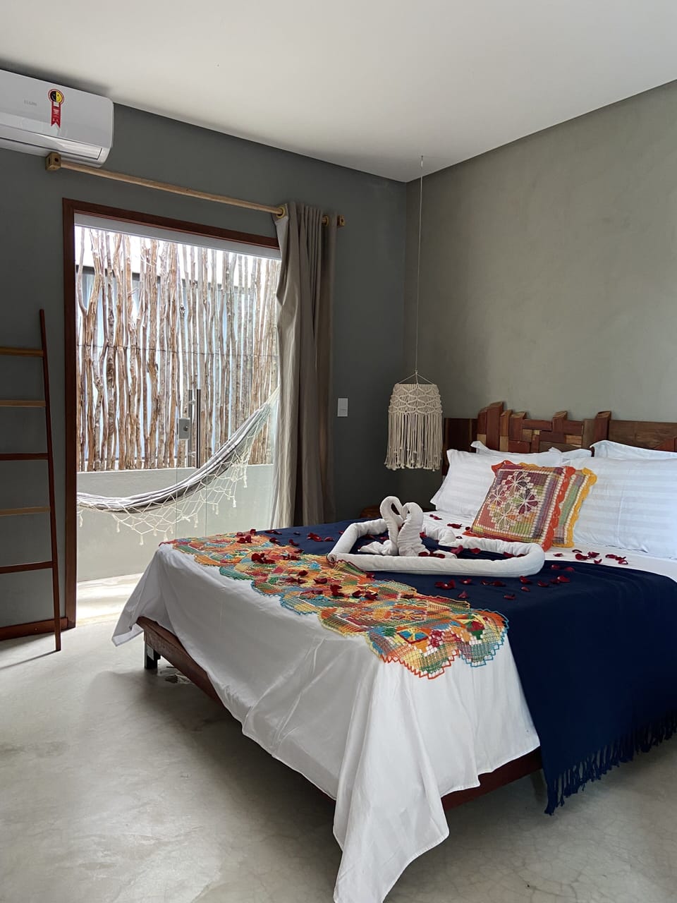 Superior Double or Twin Room, 1 Bedroom, Lanai, Poolside | Egyptian cotton sheets, premium bedding, minibar, WiFi (free)