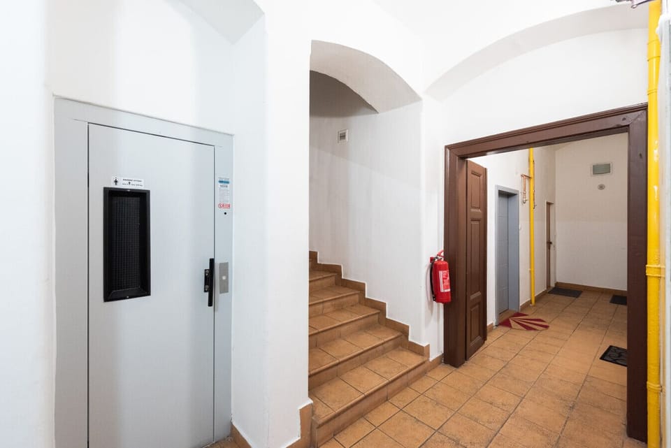 Elevator