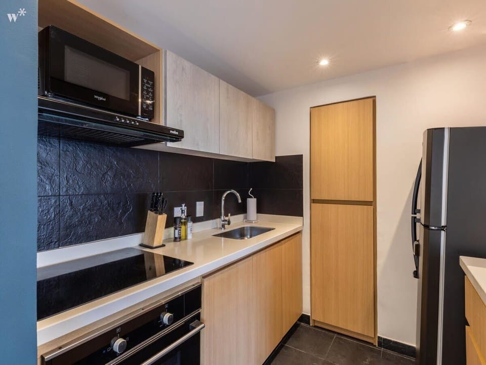 Fully equipped kitchen