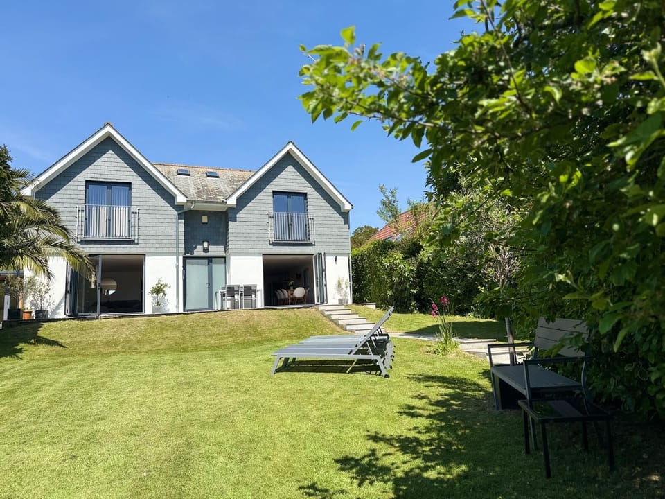 No.10, Falmouth - sleeps 8