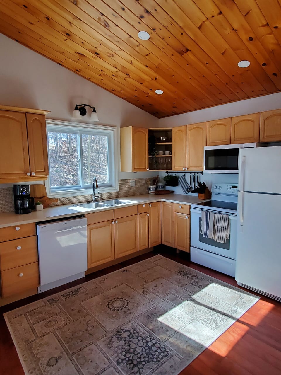 Open kitchen