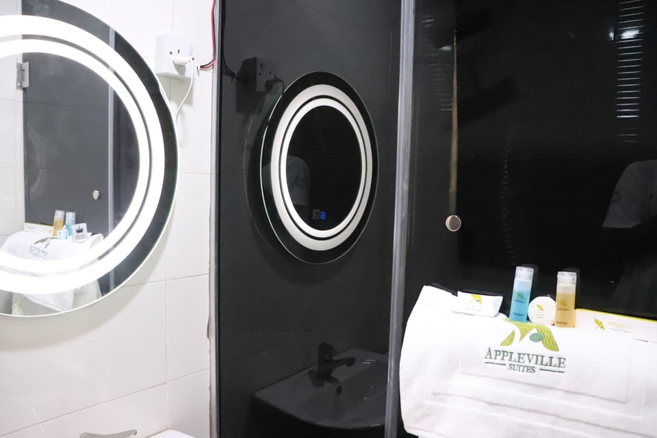 Classic Room | Bathroom | Towels