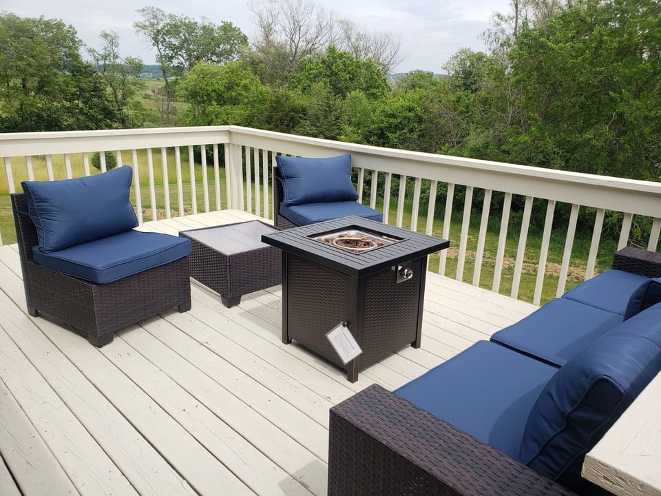 Deck with gas fire pit