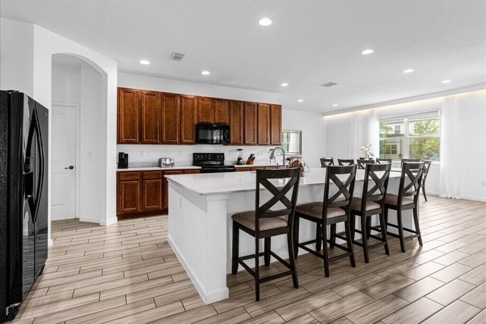 06-3851 Sonoma Blvd (06).jpg