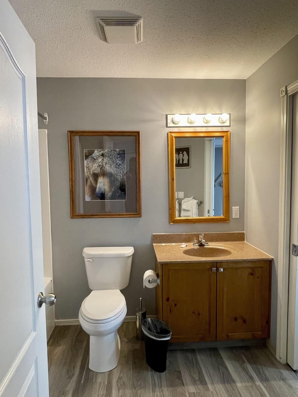 Condo 2 Bedroom 2 Bathroom-NO PETS image 6