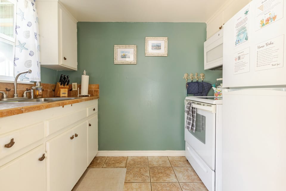 Kitchen (1)