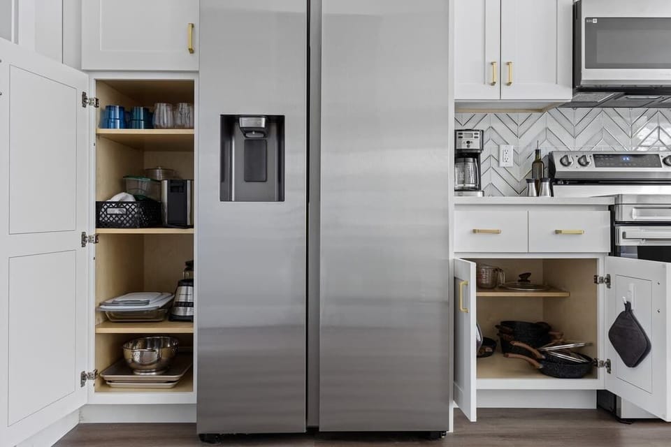 Fully stocked kitchen