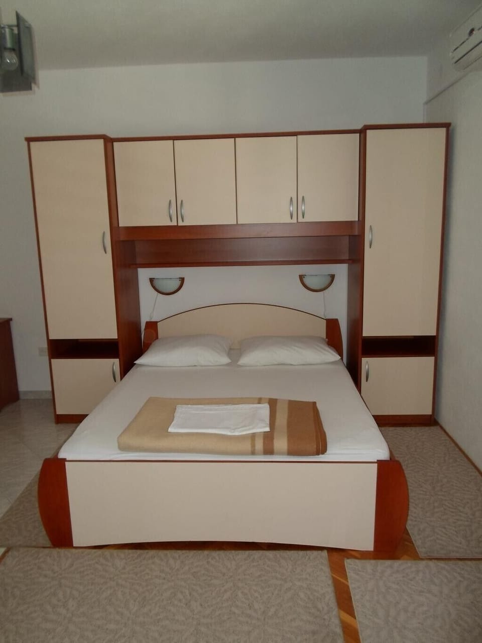 Double bed