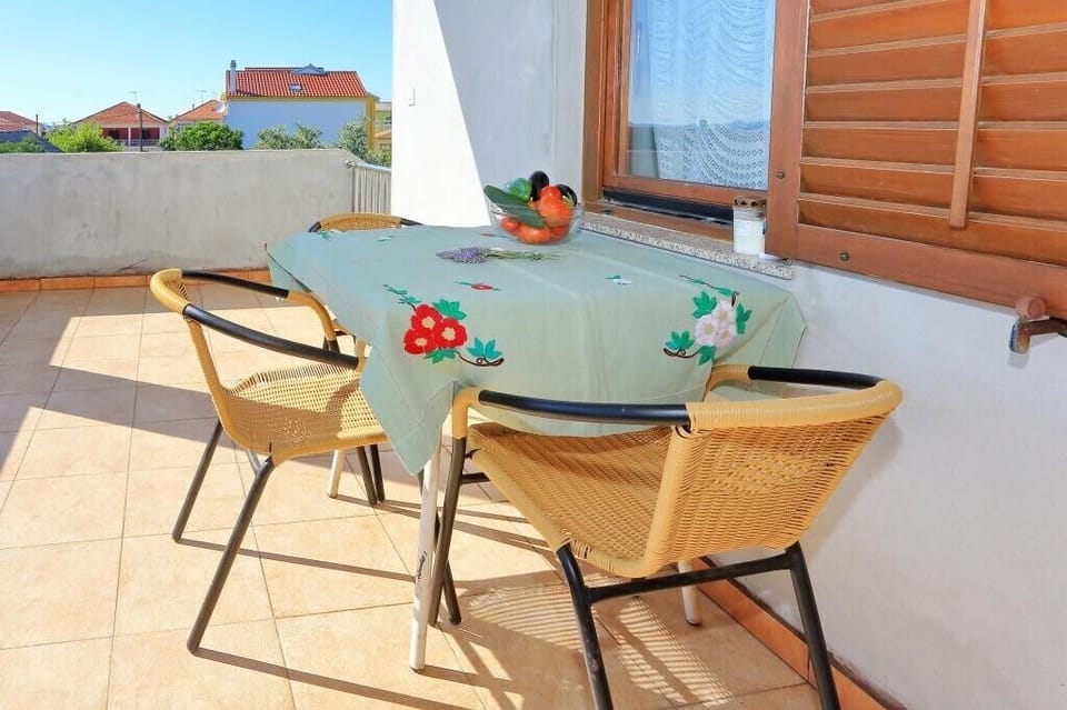 Terrace with sitting area
