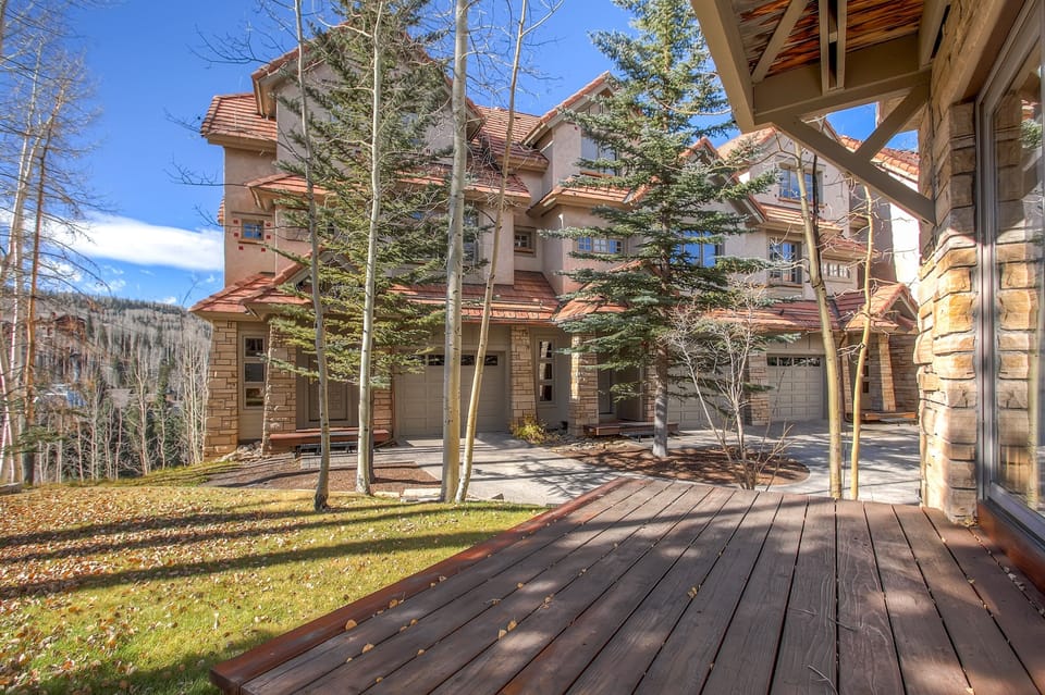 Townhome, 3 Bedrooms | Property grounds