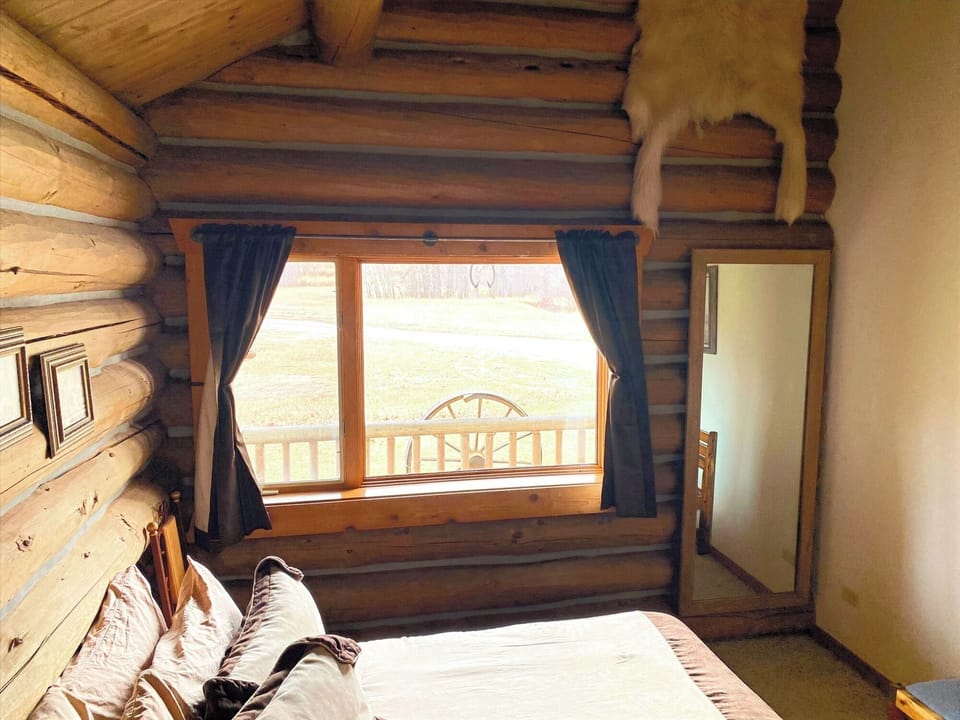 Granite King Bedroom