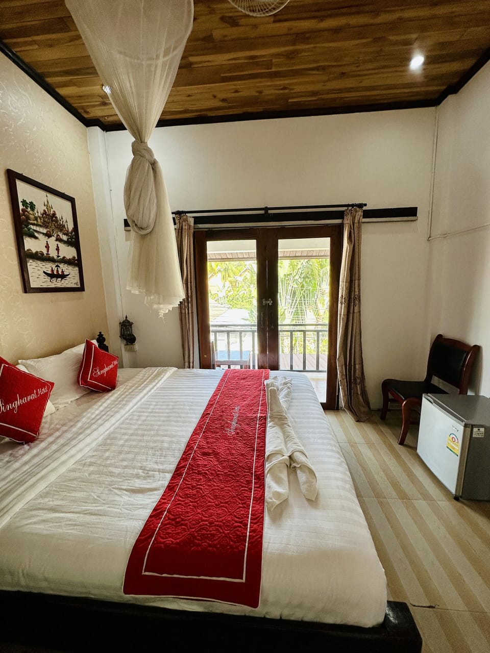 Superior Double Room | Minibar, in-room safe, individually decorated, laptop workspace