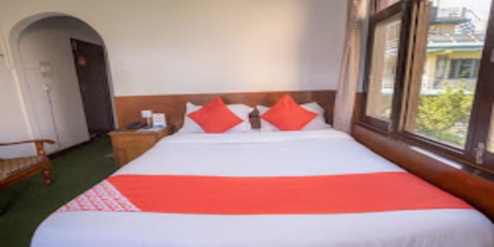 Deluxe Double Room | Free WiFi, bed sheets