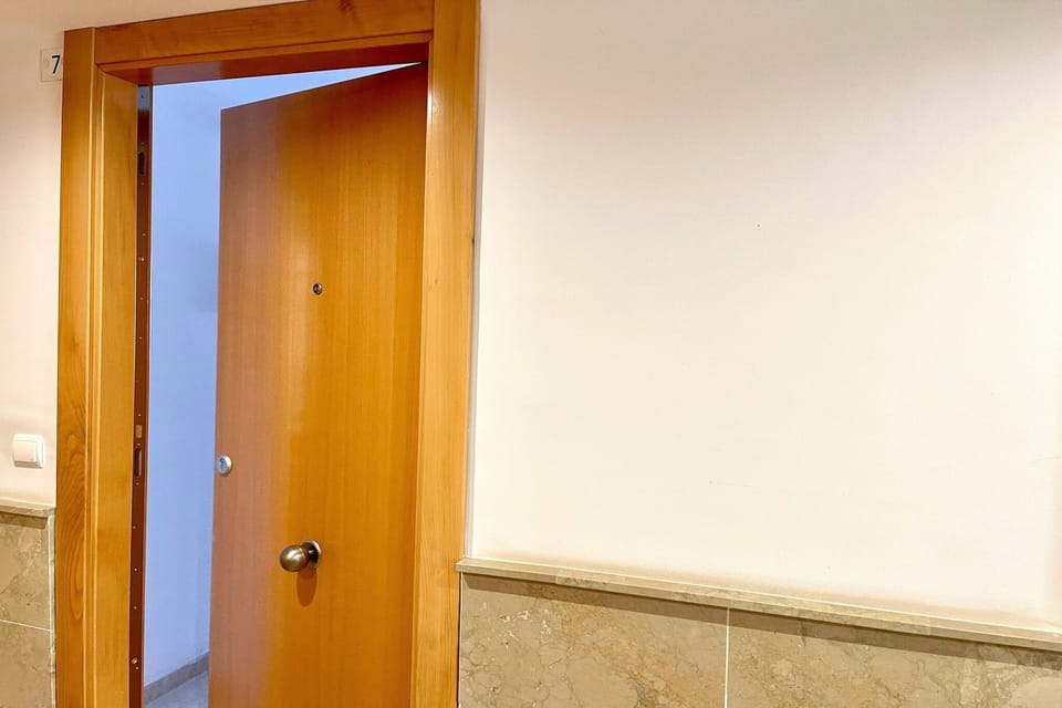 Entrance / Reception