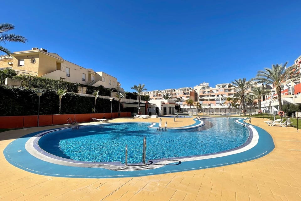 Holiday Home Swimming Pool