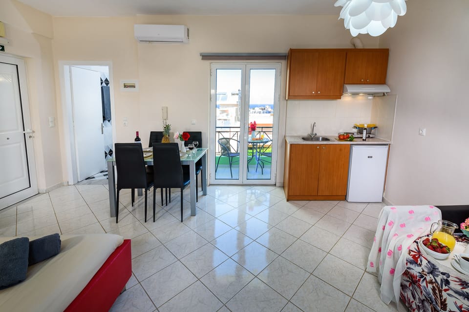 Panoramic Condo | In-room safe, blackout drapes, soundproofing, iron/ironing board