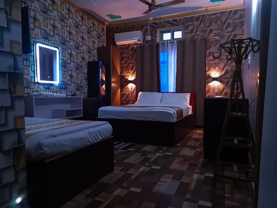 Deluxe Room | Memory foam beds, laptop workspace, soundproofing, free WiFi