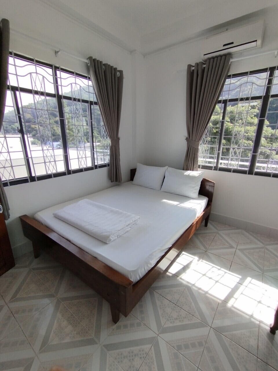 Double Room | Desk, soundproofing, free WiFi