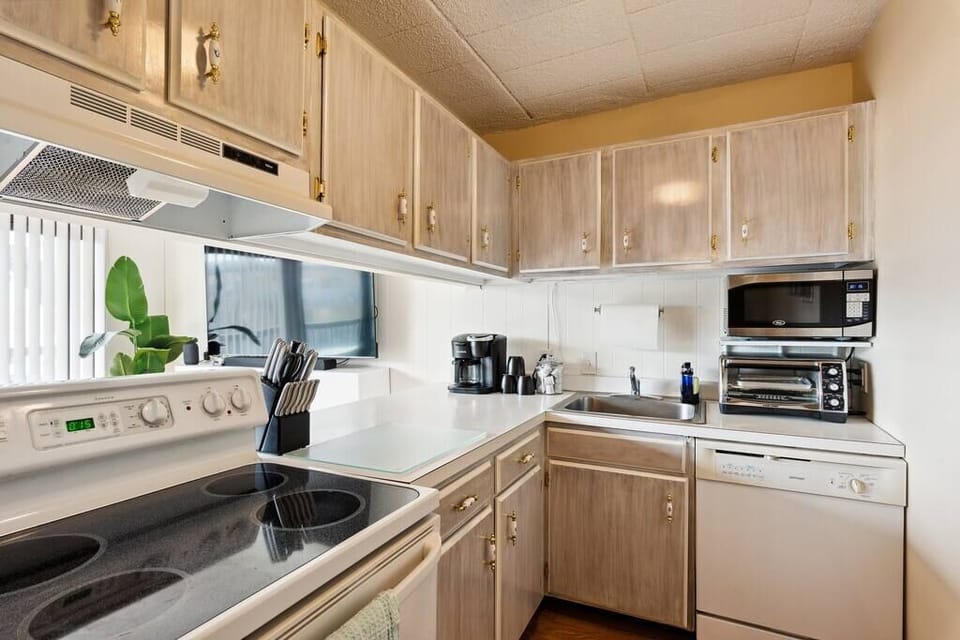 Toaster Over, Microwave and Coffee Station