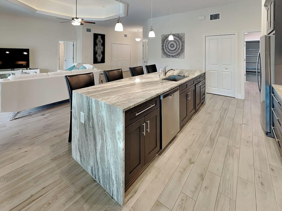 House (3 Bedrooms) | Property amenity