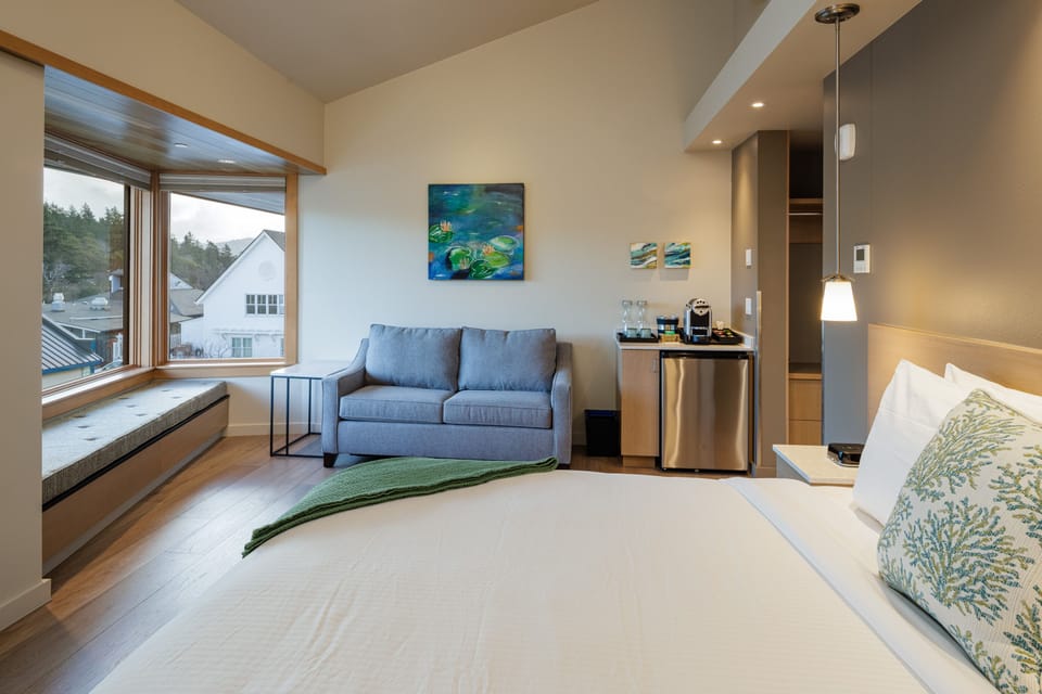 304 Clark Island - Village Inn Eastsound Orcas Island Washington - 29