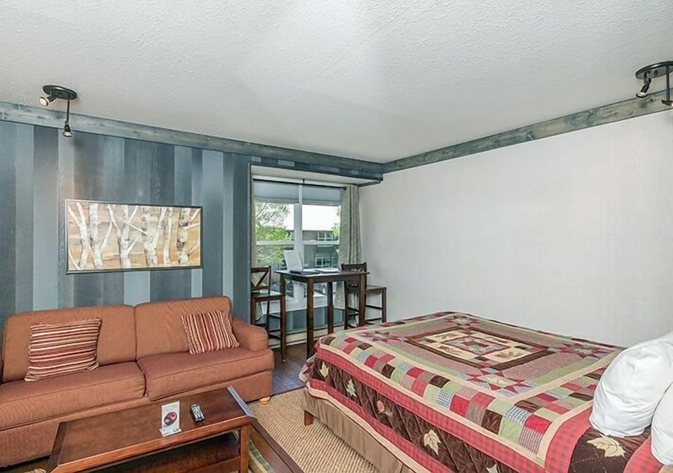Room, 1 Bedroom | Interior