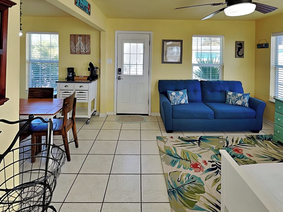 House (1 Bedroom) | Property amenity