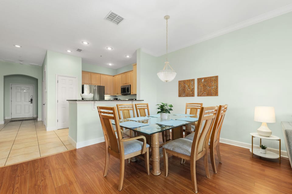 Condo (3 Bedrooms) | Property amenity