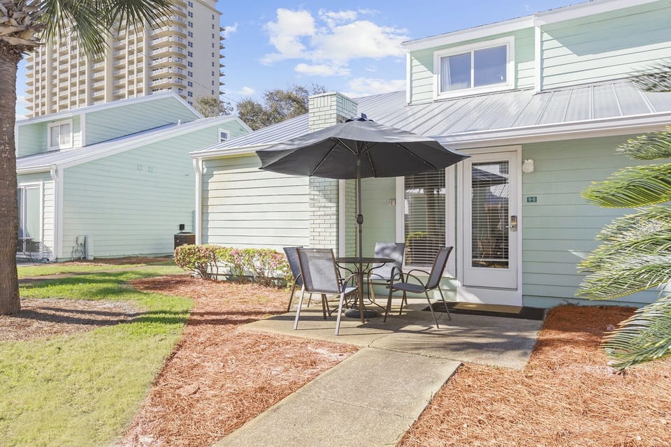 Sea Cabins 9B Exterior