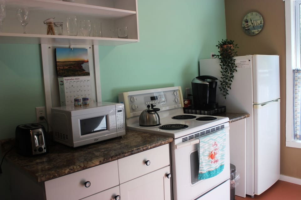 Complete kitchen