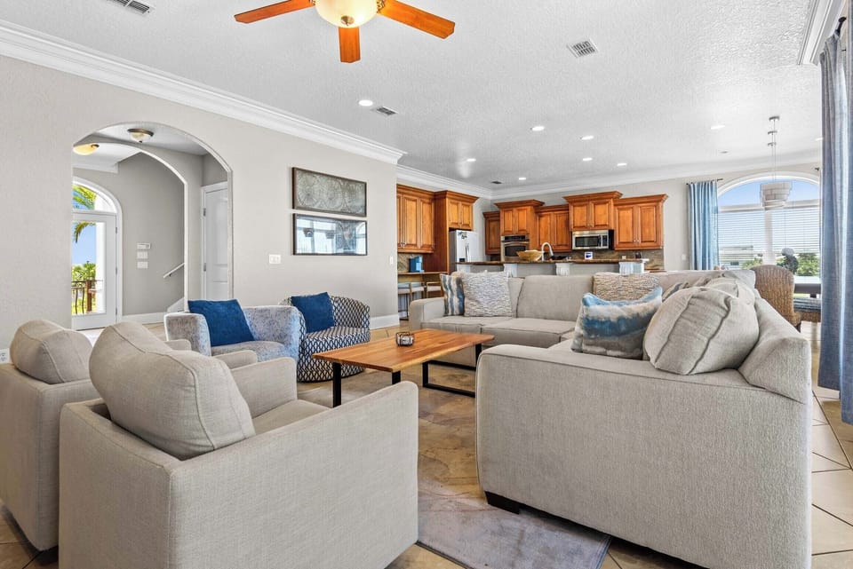 Plenty of seating in the living room