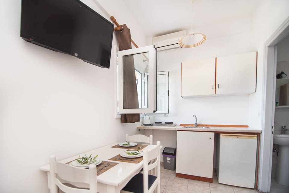 Desk, iron/ironing board, free WiFi, bed sheets