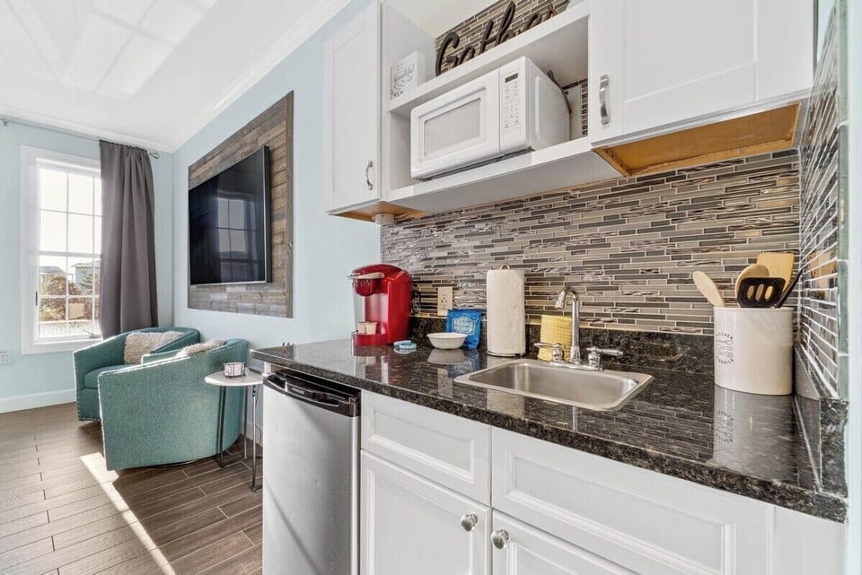 Kitchenette