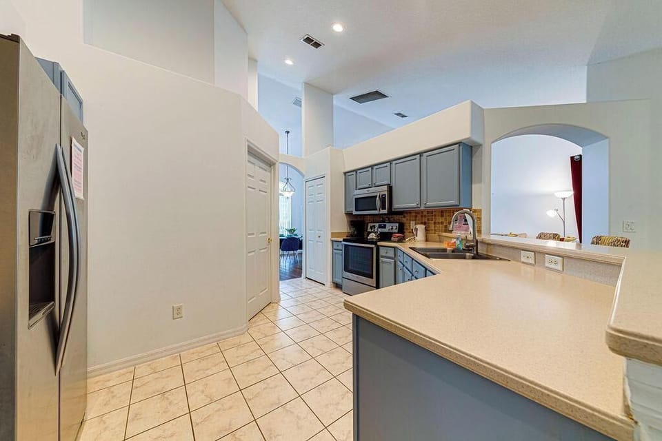 Open plan kitchen area