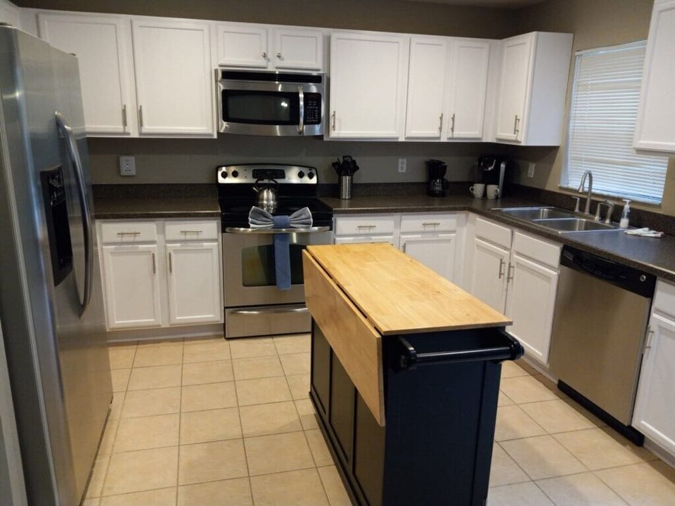 Large kitchen 