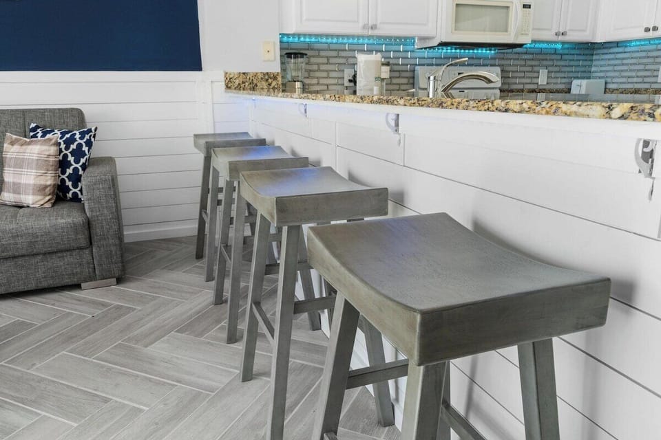 Breakfast bar