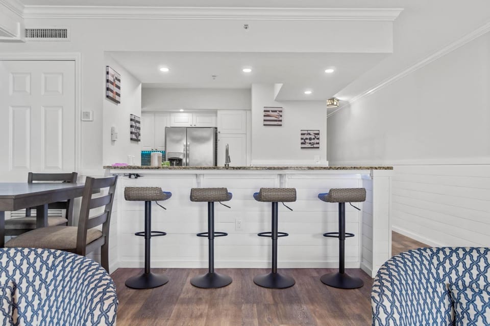 Breakfast bar seats 4